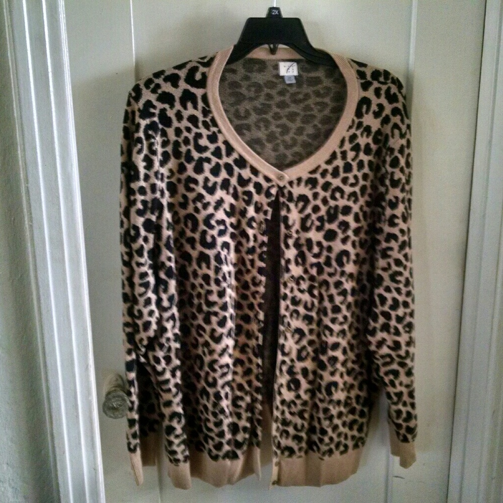 Leopard print cardigan